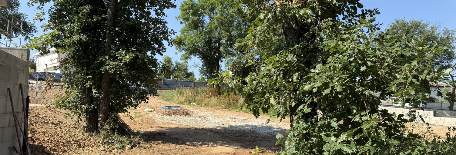 Terrain  1018 m² à vendre à La Tour-de-Salvagny (69890)