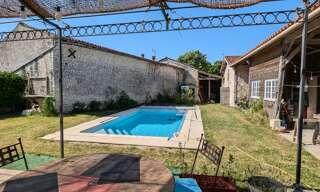 Maison 5 Pièces 168 m² à vendre à Montils (17800)