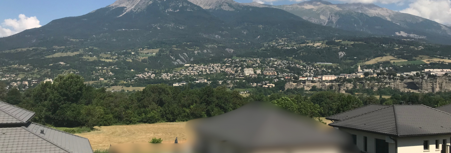 Terrain  468 m² à vendre à Saint-Sauveur (05200)