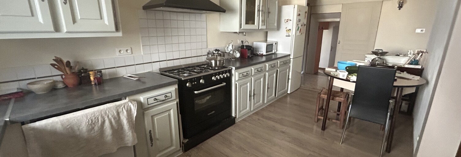 Maison 6 Pièces 145 m² à vendre à Aramon (30390)