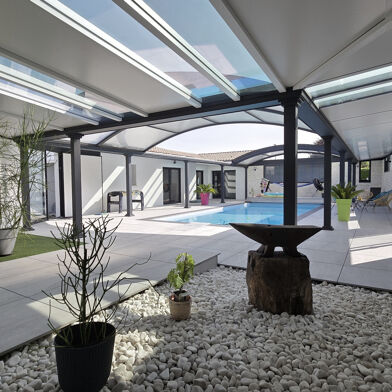 Maison 5 pièces 556400 €