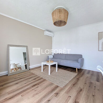 Appartement 4 pièces 390 €