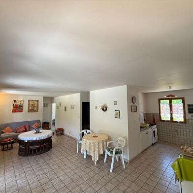 Maison 4 pièces 300000 €