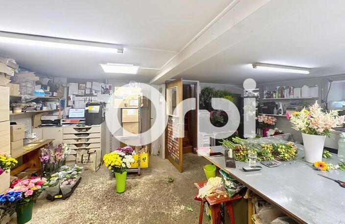 À louer – Local commercial 77 m² en ville basse de Saint-Flour — photo 5