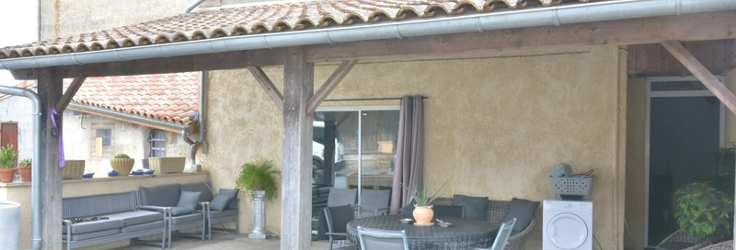 Maison 15 Pièces 130 m² à vendre à Les Églisottes-et-Chalaures (33230)