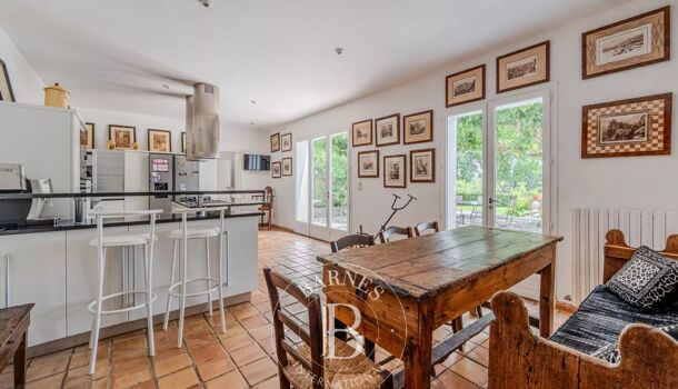 Villa / Maison 9 pièces  à vendre Aix-en-Provence 13100