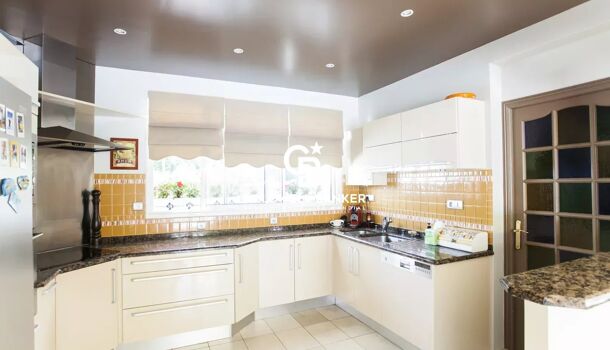 Villa / Maison 8 pièces  à vendre Saint-André-de-Seignanx 40390