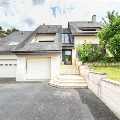 Maison 8 pièces 313000 €