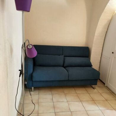 Appartement 1 pièces 470 €
