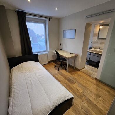 Appartement 1 pièces 450 €