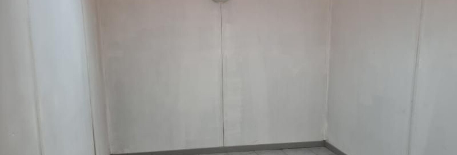 Commerce   m² à louer à Carhaix-Plouguer (29270)