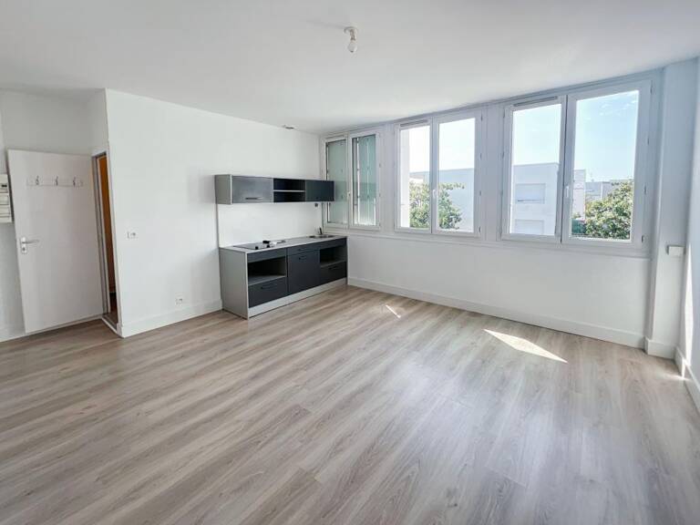 Appartement À Vendre — photo 1