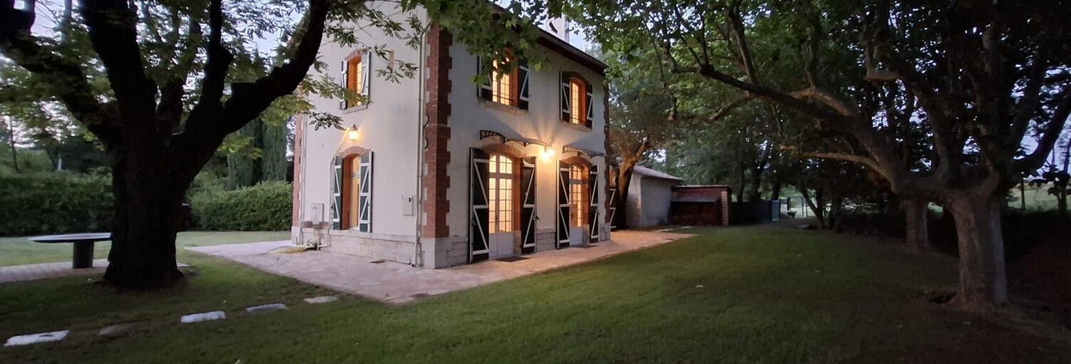 Maison 5 Pièces 126 m² à louer à Esparron (83560)