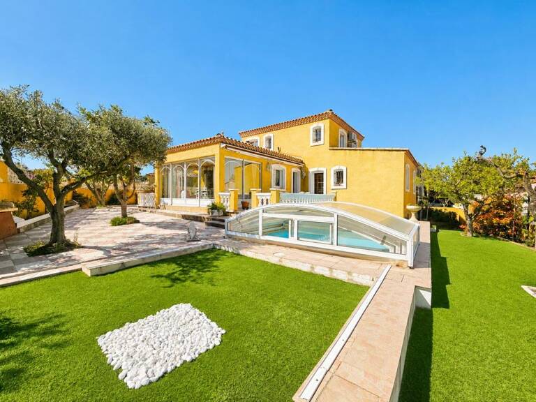 Maison familiale climatisée T5 avec piscine et garage, proche centre-ville — photo 1