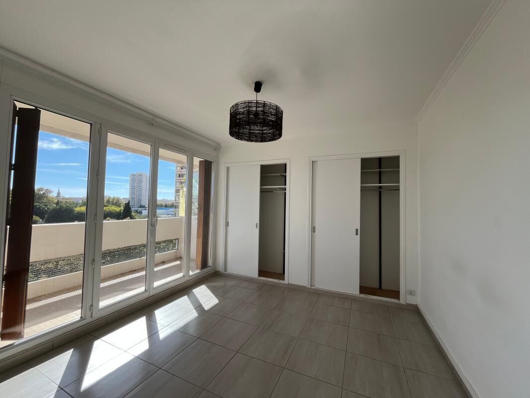 Photo Appartement T2 à vendre Toulon(83000) avec possibilité de garage image 2/4