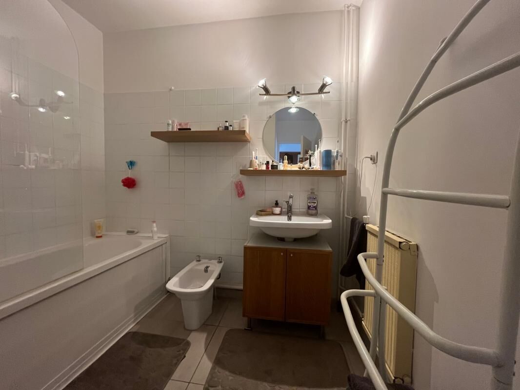 Photo Appartement T2 à vendre Toulon(83000) avec possibilité de garage image 4/4