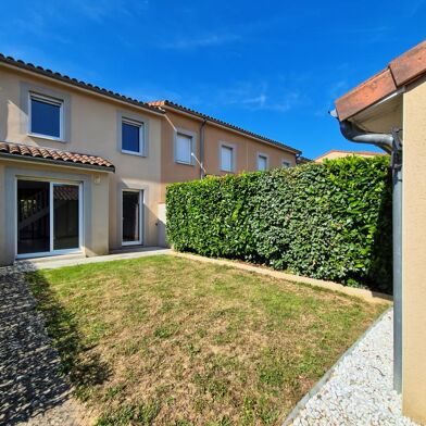 Maison 4 pièces 1060 €