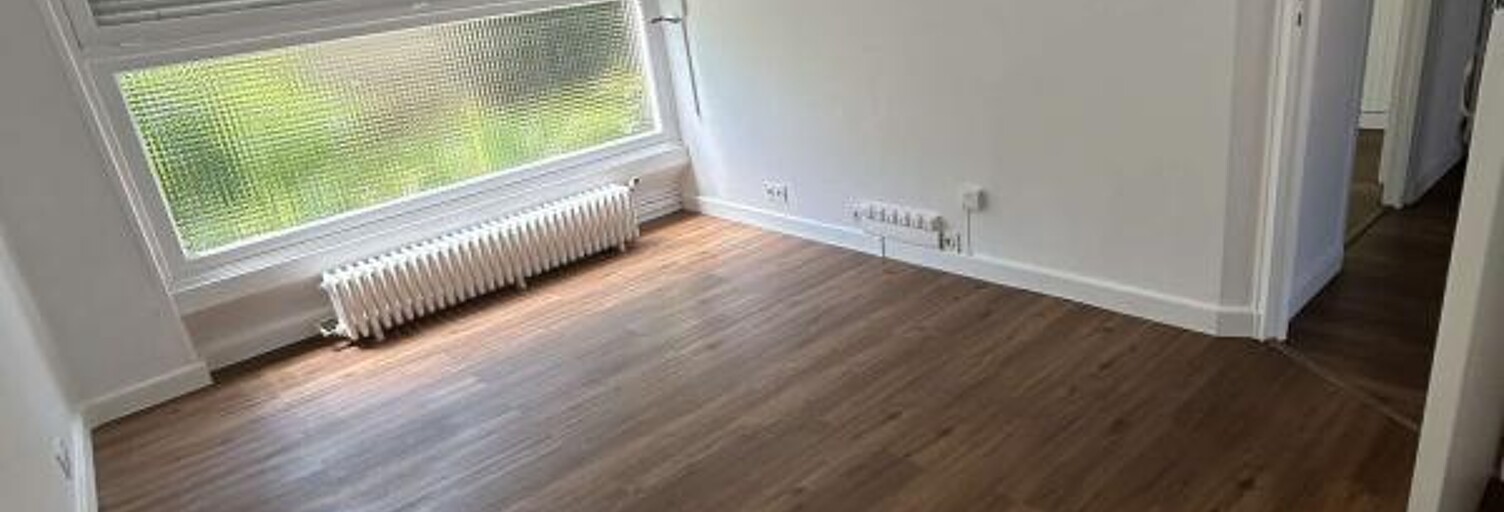 Commerce   m² à louer à Pont-Audemer (27500)