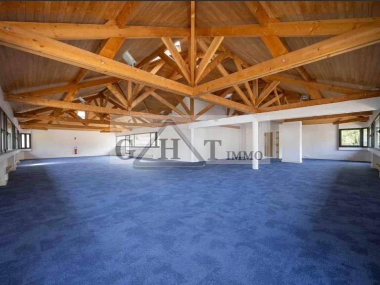 791 m² bureaux à louer à LAGNY SUR MARNE — photo 1