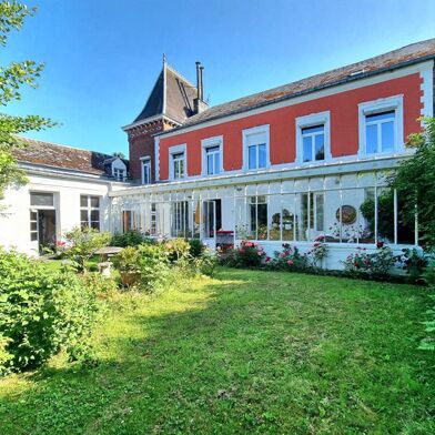 Maison 10 pièces 249000 €