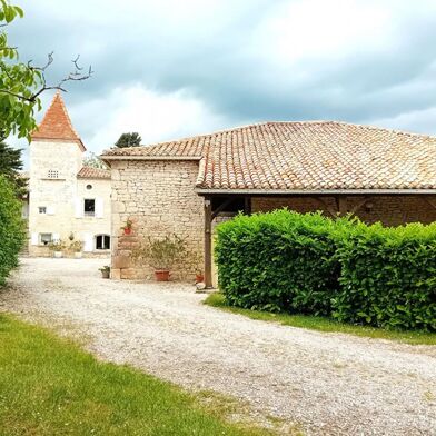 Maison 9 pièces 500000 €