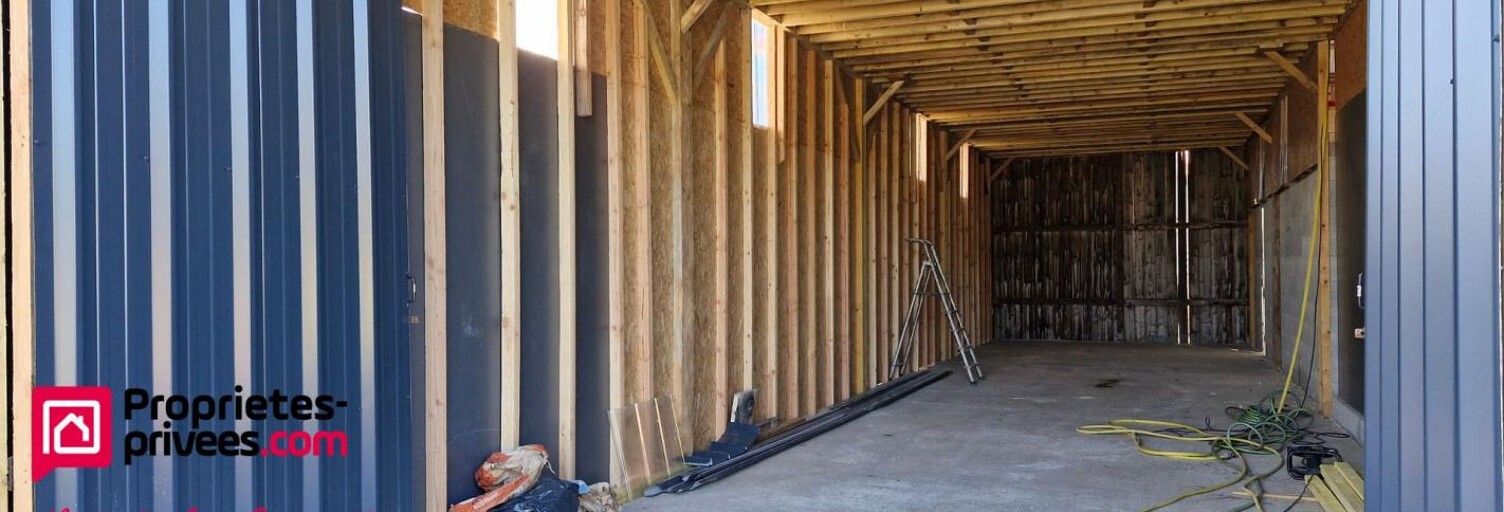 Garage  100 m² à louer à Saint-Just-en-Chevalet (42430)