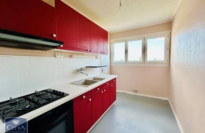 Vente appartement 4 pièces 74 m² Châteauroux (36000) — photo 3