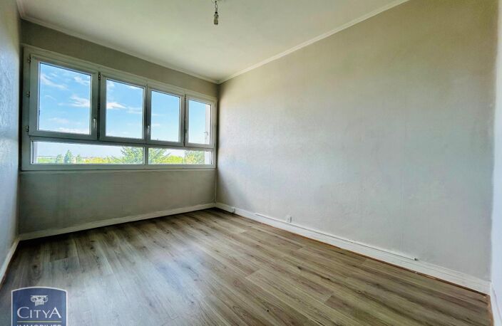 Vente appartement 4 pièces 74 m² Châteauroux (36000) — photo 4