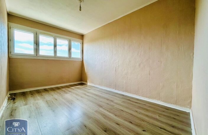 Vente appartement 4 pièces 74 m² Châteauroux (36000) — photo 5