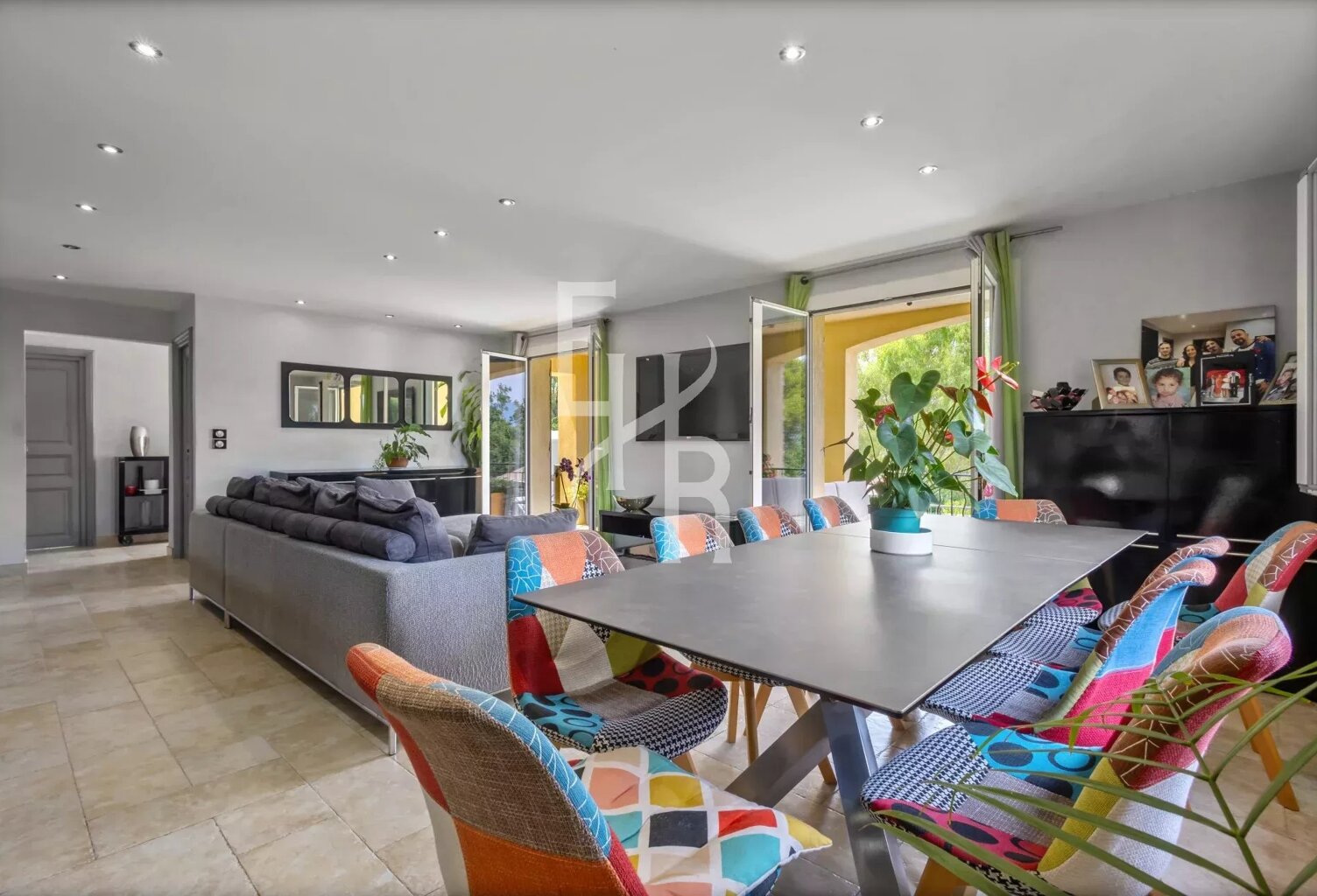 Villa 8 P, vue panoramique à Vallauris — photo 1