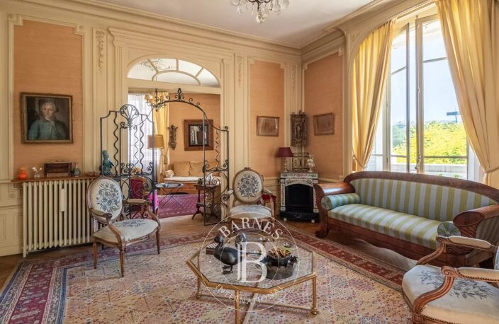 Lyon 6 - Brotteaux - Appartement de 197,74m² - 3 chambres / poss.4 - box fermé - chambre de service et cave — photo 3