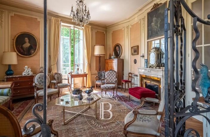 Lyon 6 - Brotteaux - Appartement de 197,74m² - 3 chambres / poss.4 - box fermé - chambre de service et cave — photo 5