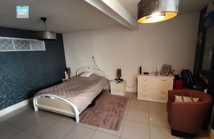 A SAINT-ALBAIN PROCHE MACON MAISON 5 PIECES DE 150 M2 SUR — photo 3