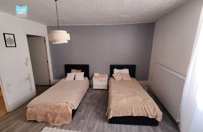 A SAINT-ALBAIN PROCHE MACON MAISON 5 PIECES DE 150 M2 SUR — photo 5