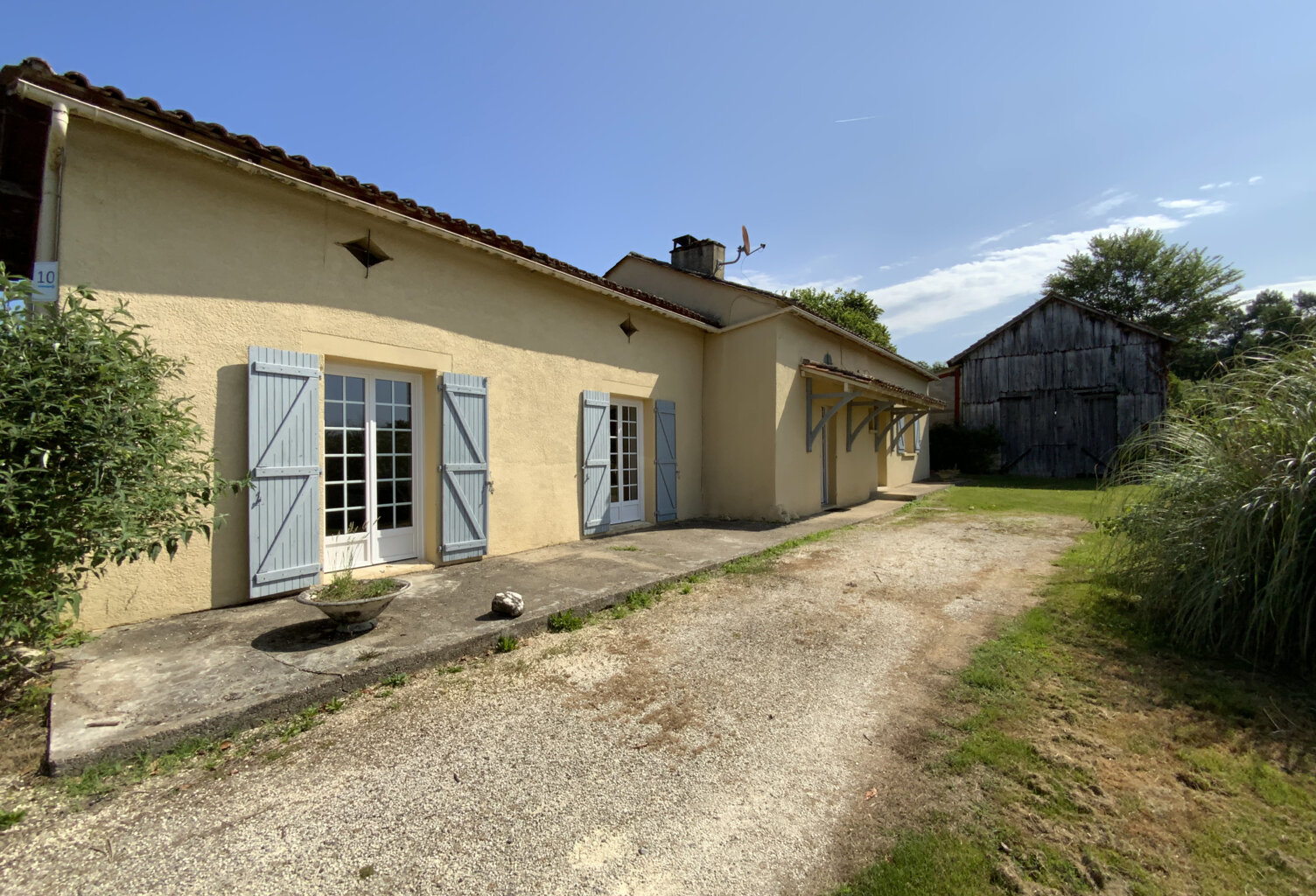 Ensemble immobilier ; longère+séchoir à tabac+dépendance - 4 — photo 1