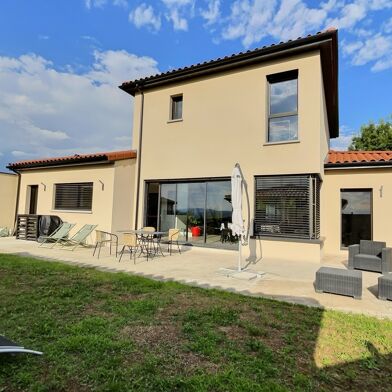 Maison 5 pièces 690000 €