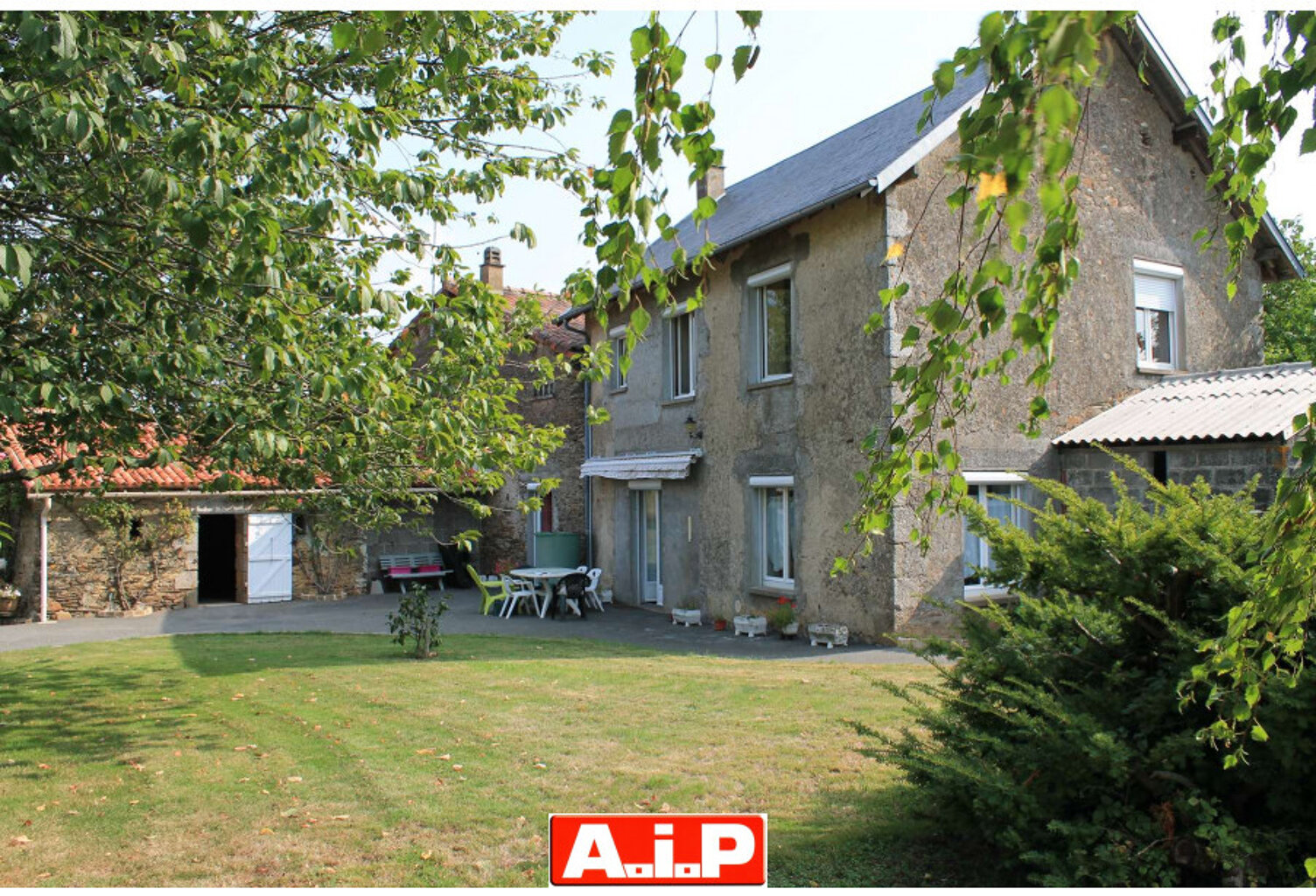 Vente maison 5 pièces 153 m² Saint-Hilaire-de-Voust (85120) — photo 1