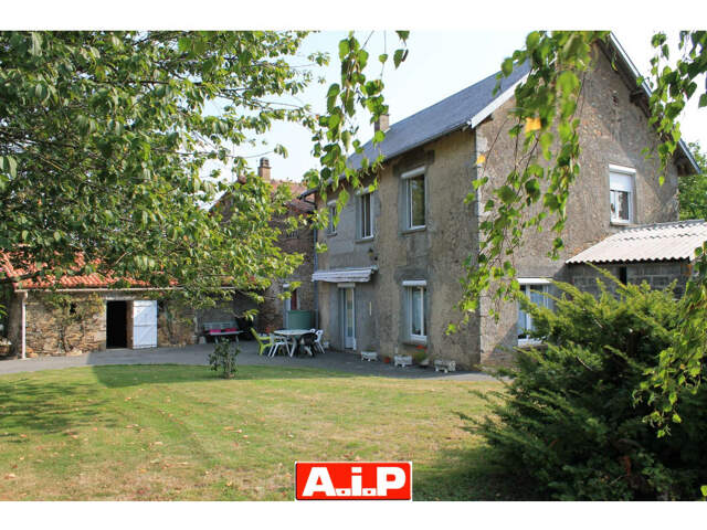 Maison 5 pièces 153 m² à Saint-Hilaire-de-Voust — photo du bien