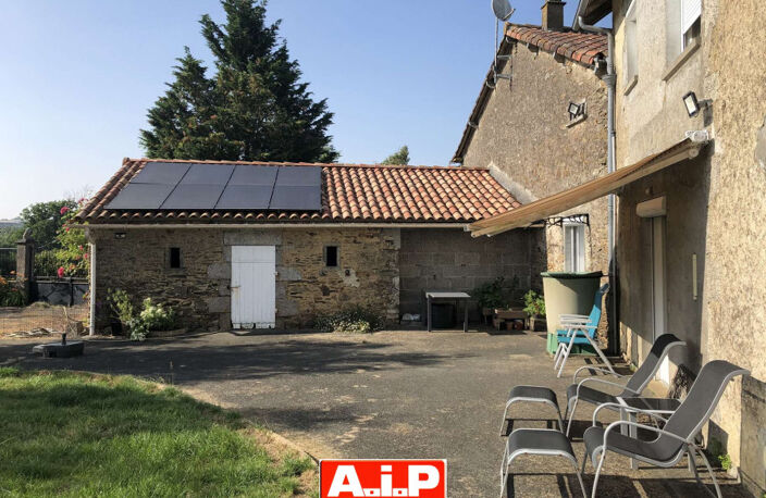 Vente maison 5 pièces 153 m² Saint-Hilaire-de-Voust (85120) — photo 4