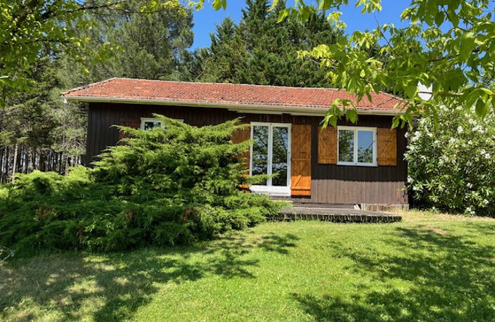 Propriété : 5 chbres, 3 gîtes, piscines, dépendances, 17 ha — photo 5