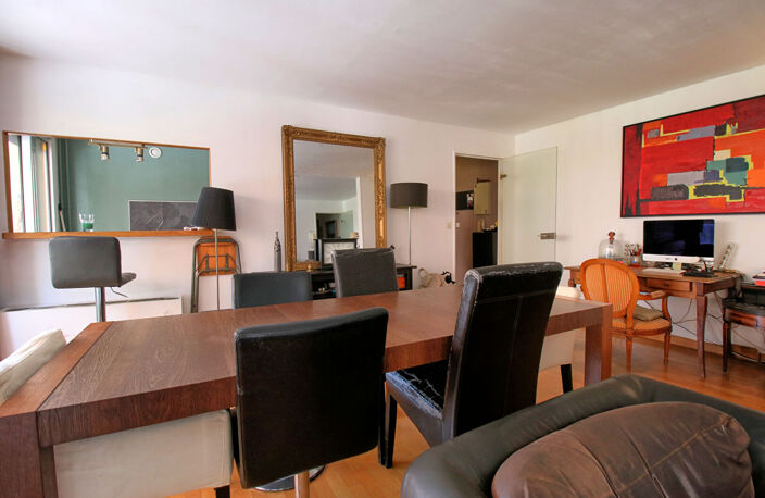 A VENDRE - BEL APPARTEMENT 4 PIECES - GARAGE - BALCON — photo 3