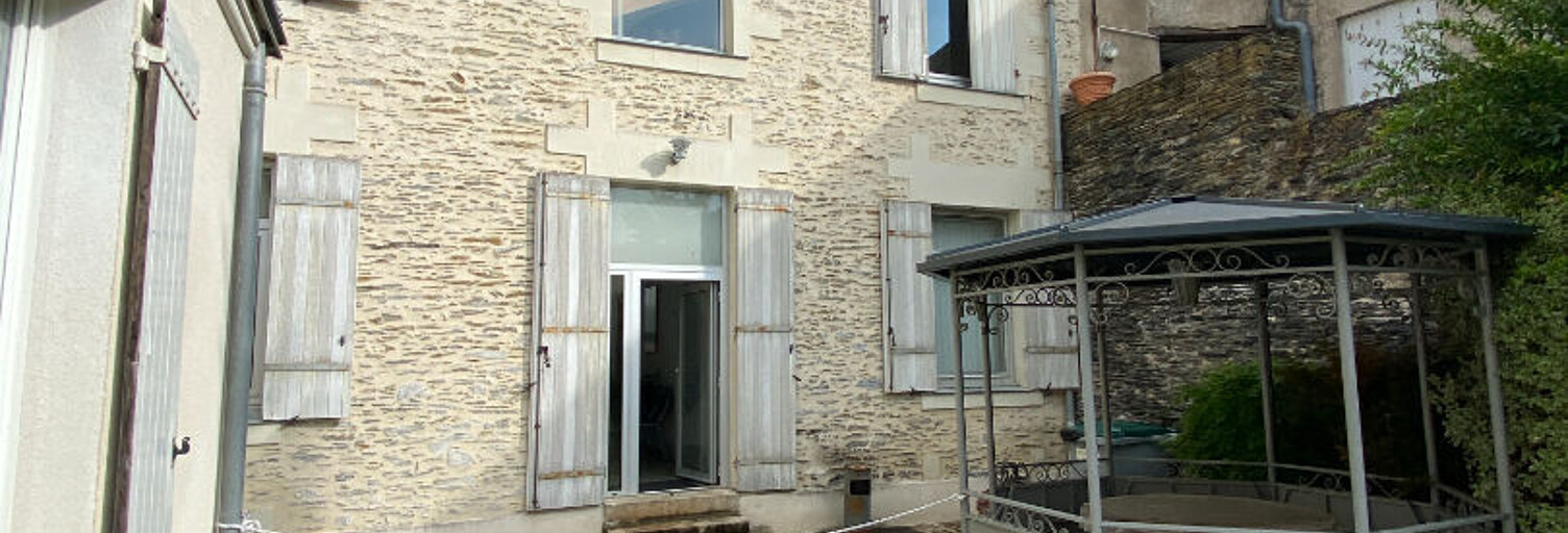 Bureau  12 m² à louer à Angers (49000)