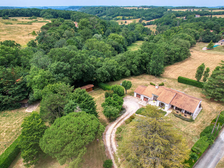 Charmante maison de plain-pied à 10 minutes de Villeneuve-sur-Lot.Maison Sainte Colombe De Villeneuve 5 pièce(s) — photo 1