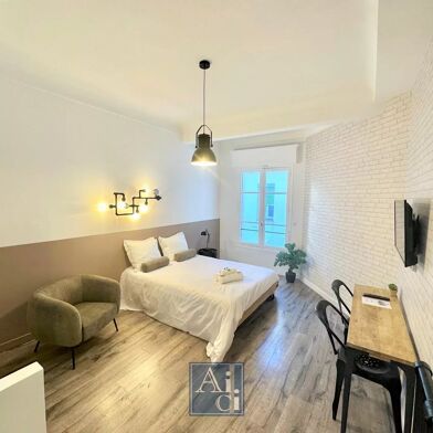 Appartement 1 pièces 920 €