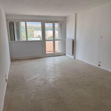 Appartement 3 pièces 141559 €