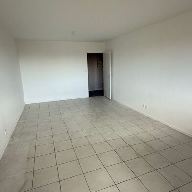 Appartement 4 pièces 161753 €