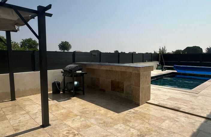 VILLA — photo 3