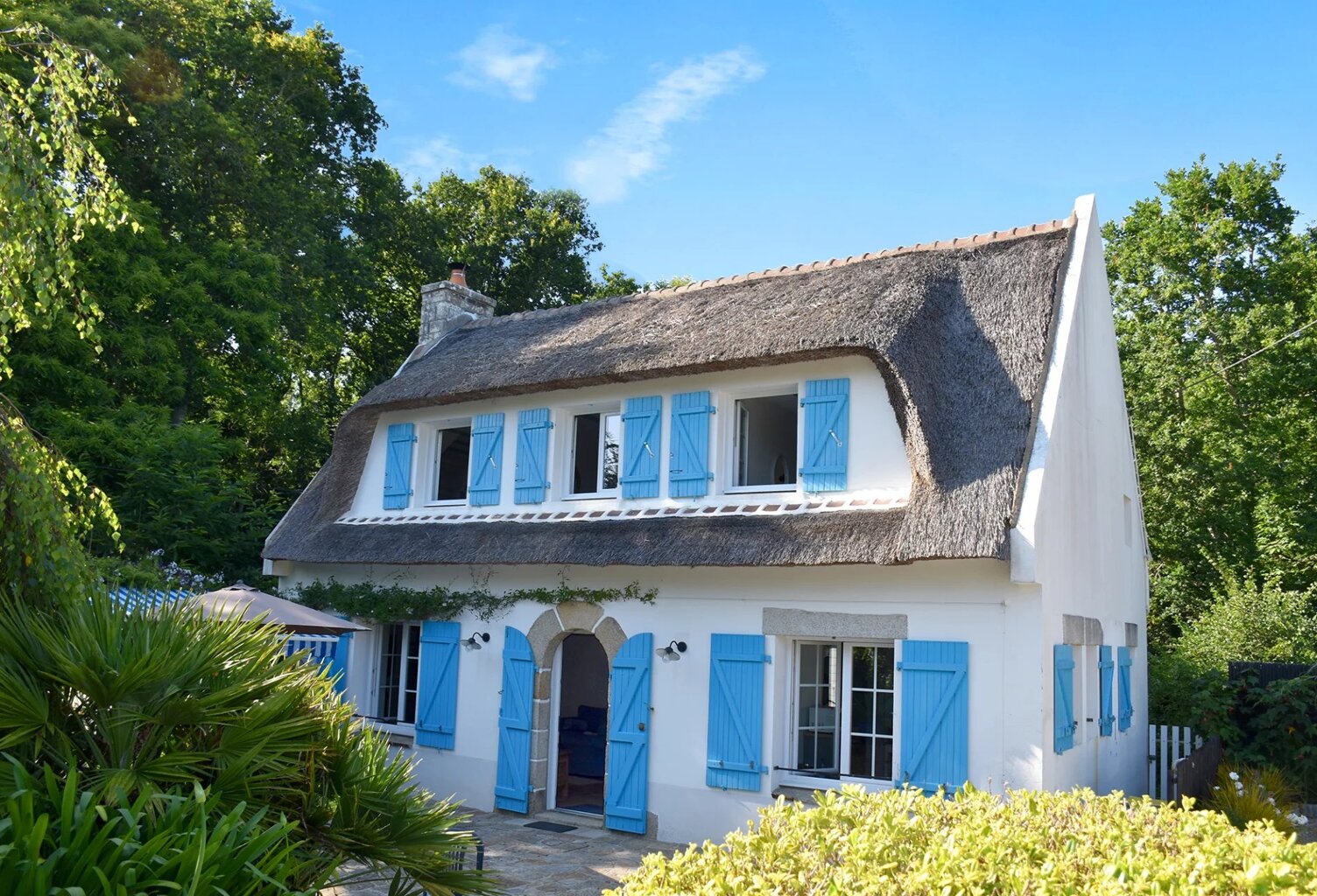 MOËLAN-SUR-MER : CHAUMIÈRE 3 CHAMBRES AVEC PISCINE — photo 1