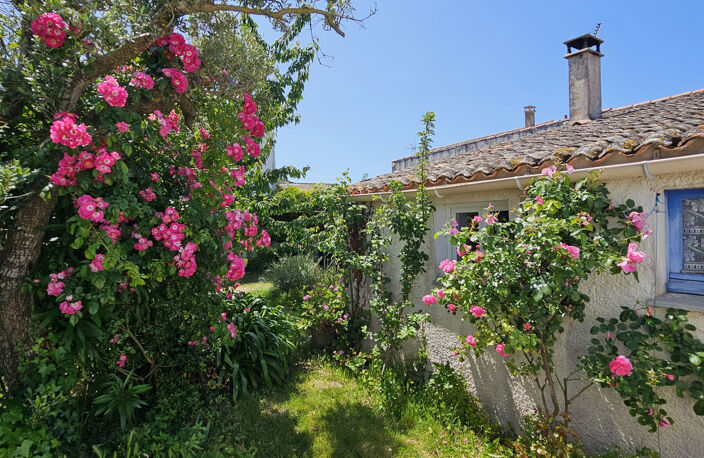 Charmante maison de village sur grand jardin clos — photo 2