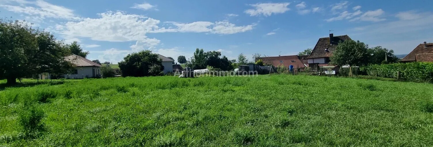 Terrain  548 m² à vendre à Saint-Genix-les-Villages (73240)